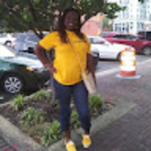 Meet your Posher, Monique